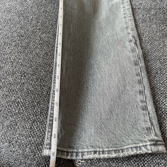 Abercrombie & Fitch the 90s straight ultra high rise Jean - Picture 8 of 8